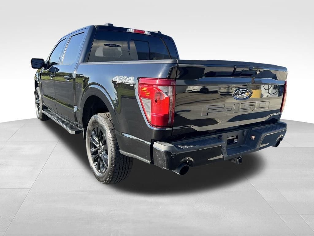 2024 Ford F-150 XLT photo 4