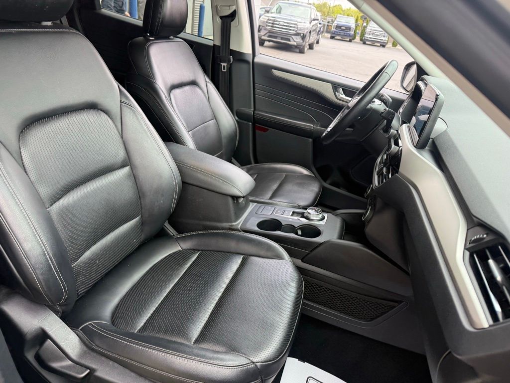 2021 Ford Escape SEL - Photo 12