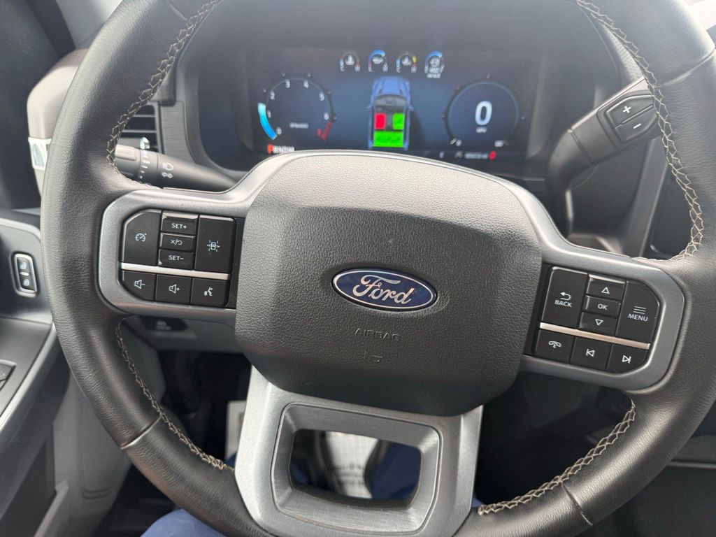 2025 Ford F-150 XLT - Photo 27