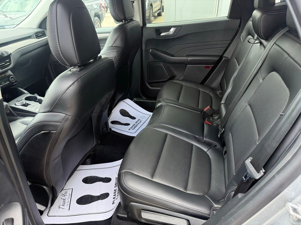 2021 Ford Escape SEL - Photo 18