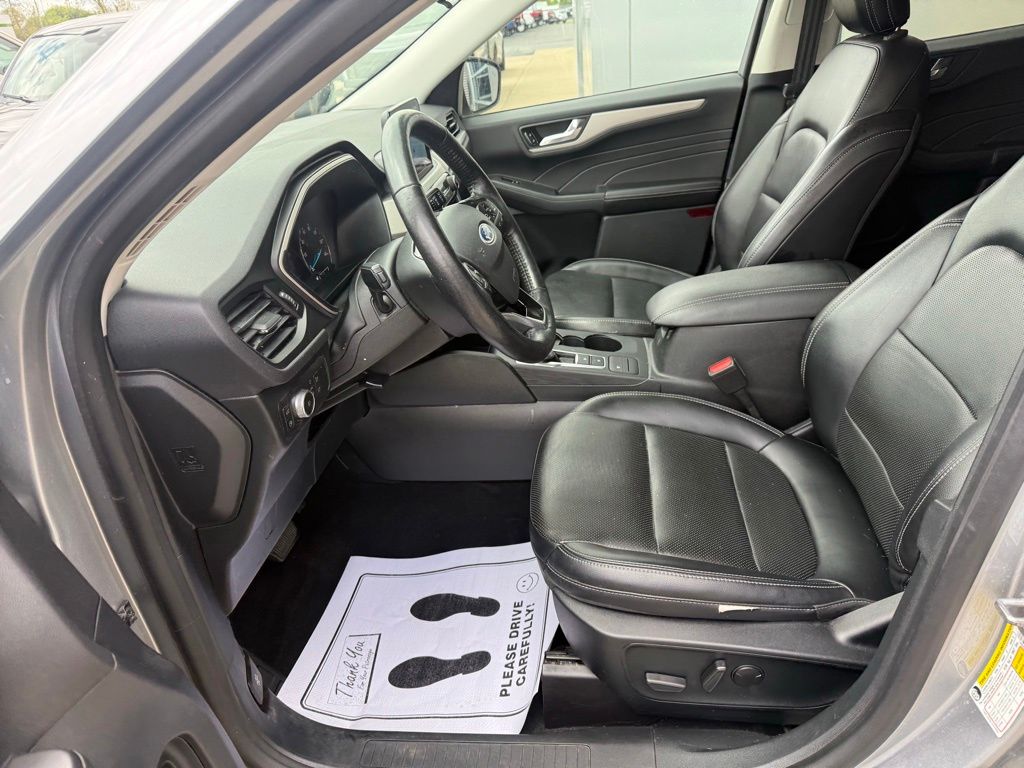 2021 Ford Escape SEL - Photo 19