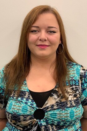 Staff member Samantha Williams from ID_58aaee40692c