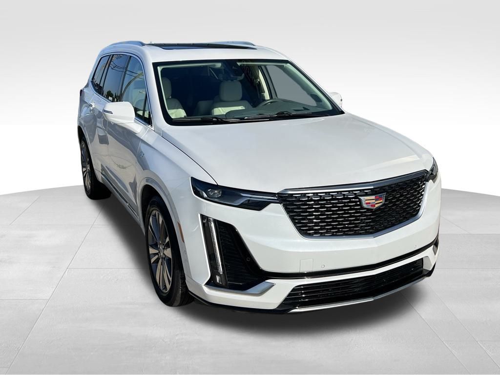 Used 2024 Cadillac XT6 Premium Luxury with VIN 1GYKPDRS5RZ753221 for sale in Adrian, MI