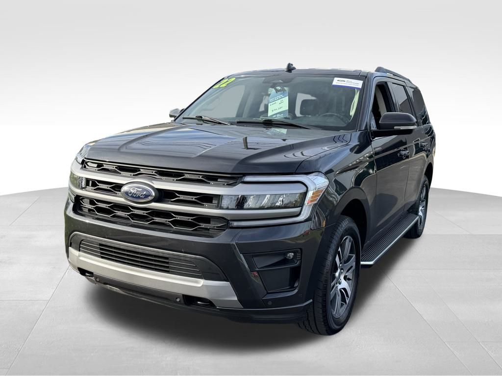 2022 Ford Expedition XLT photo 4