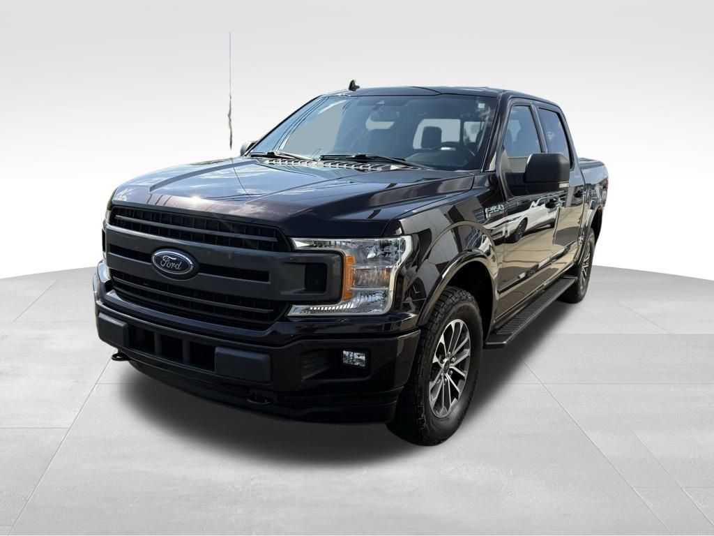 2020 Ford F-150 XLT photo 2