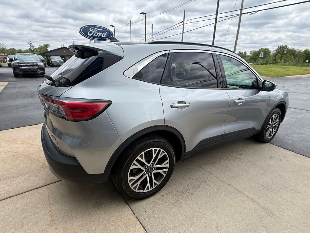 2021 Ford Escape SEL - Photo 10
