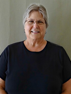 Staff member Laurel Freeman from ID_58aaee40692c