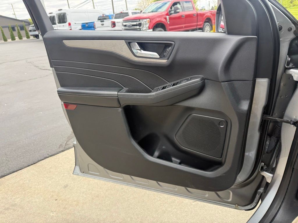 2021 Ford Escape SEL - Photo 22