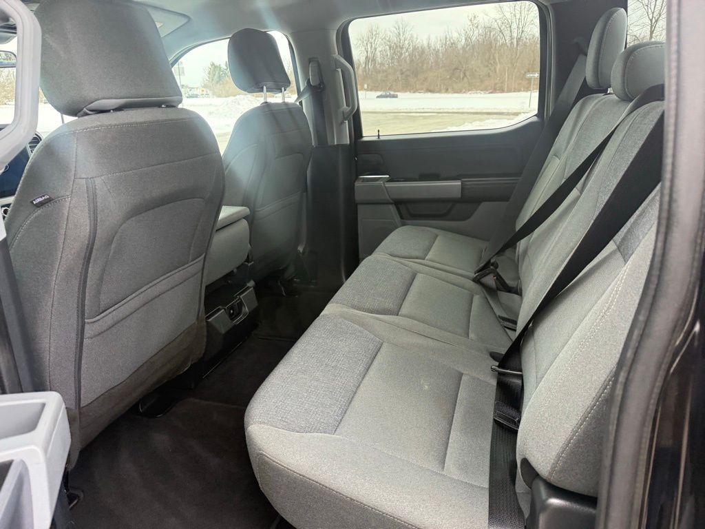 2025 Ford F-150 XLT - Photo 19