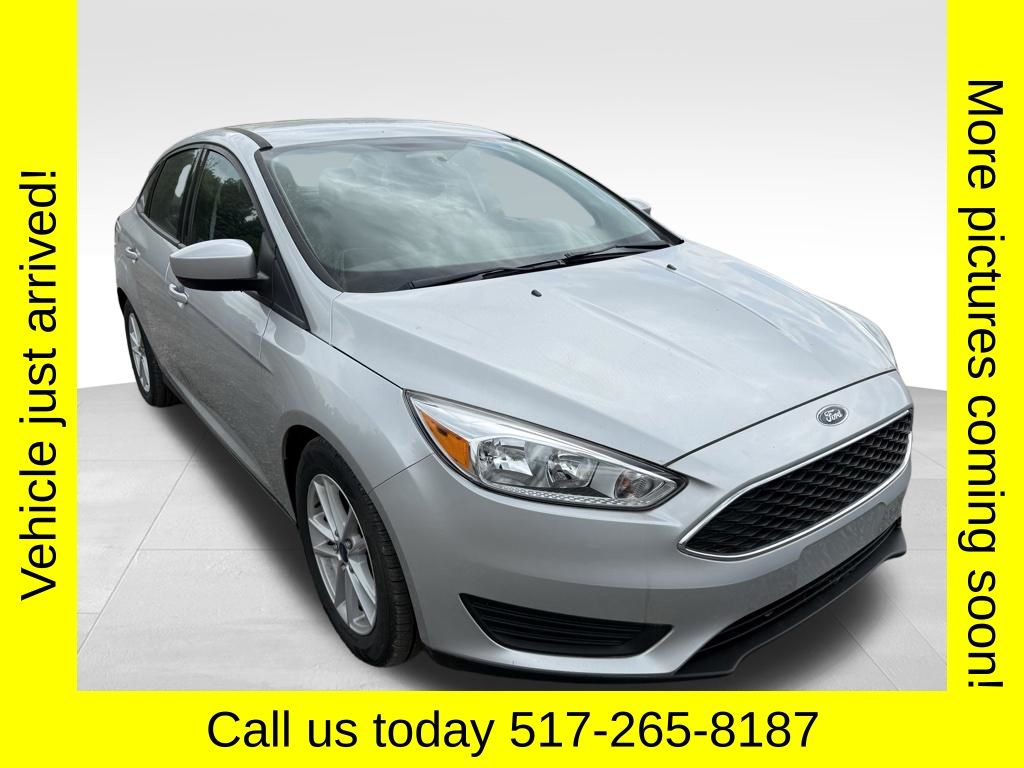 2018 Ford Focus Sedan SE's photo