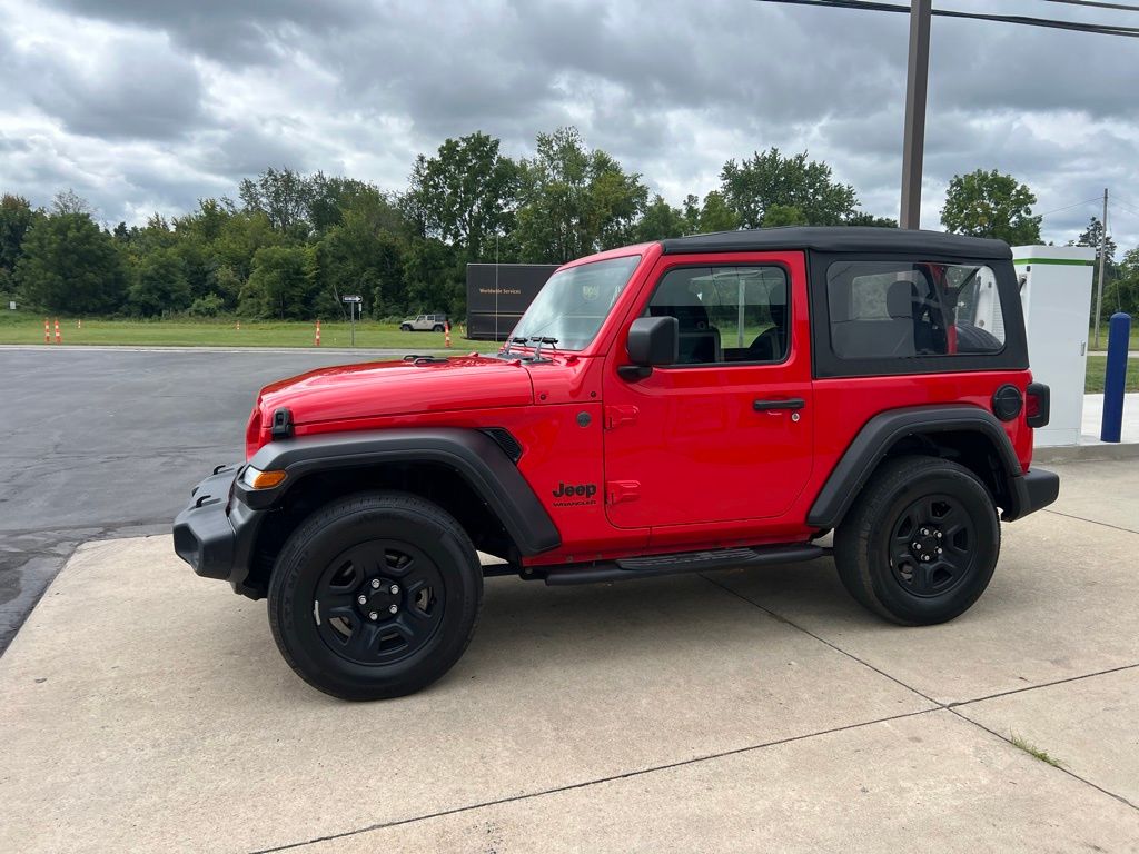 2022 Jeep Wrangler Sport photo 3