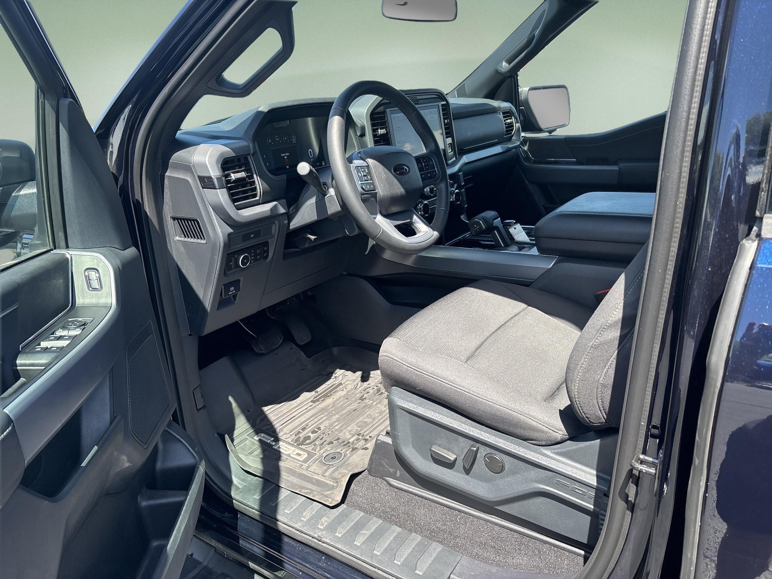 2026 Ford F-150 XLT - Photo 13