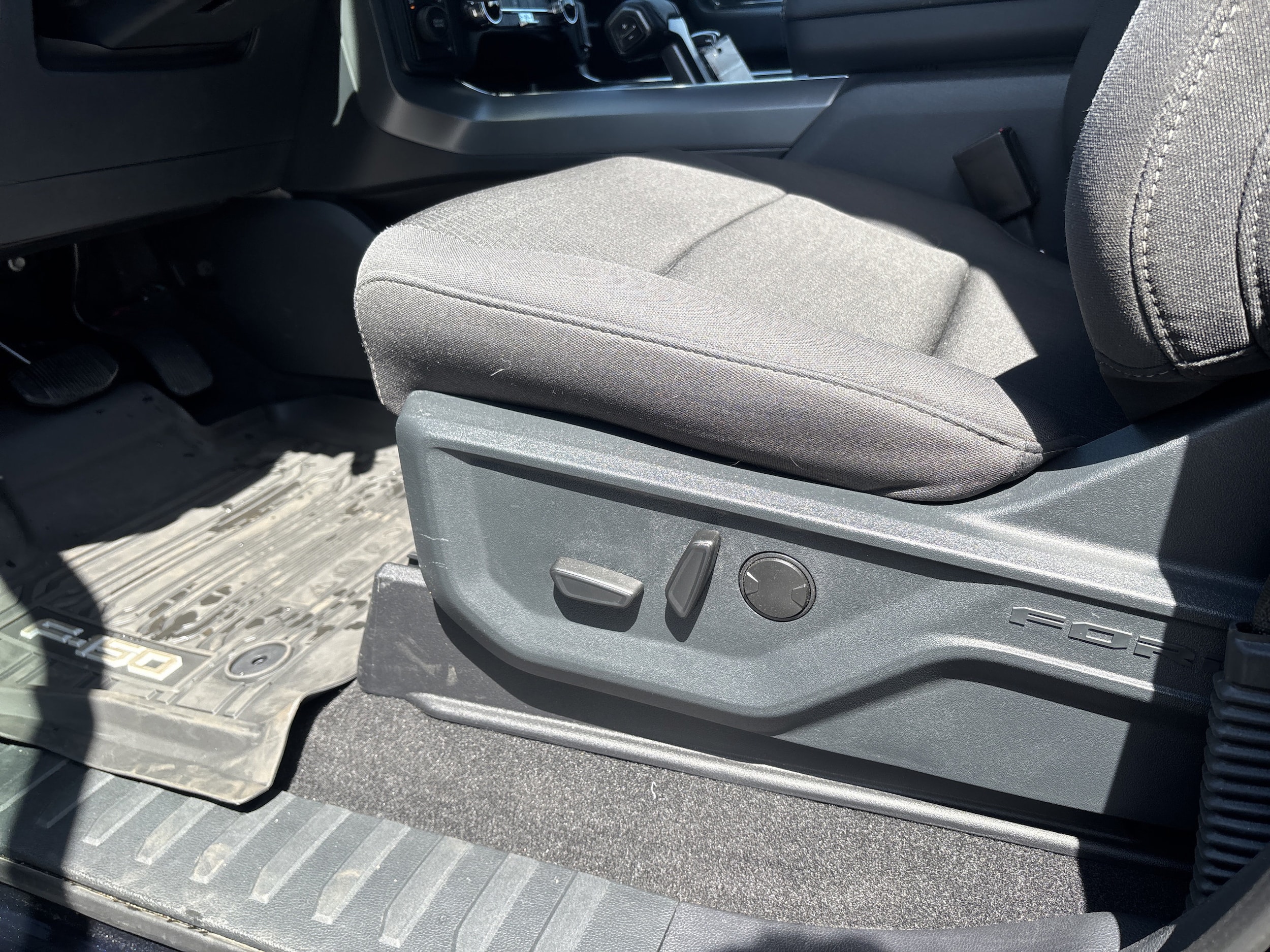 2026 Ford F-150 XLT - Photo 14