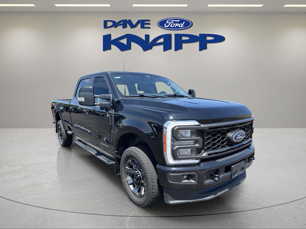 Used 2023 Ford F-250 Lariat Truck Crew Cab