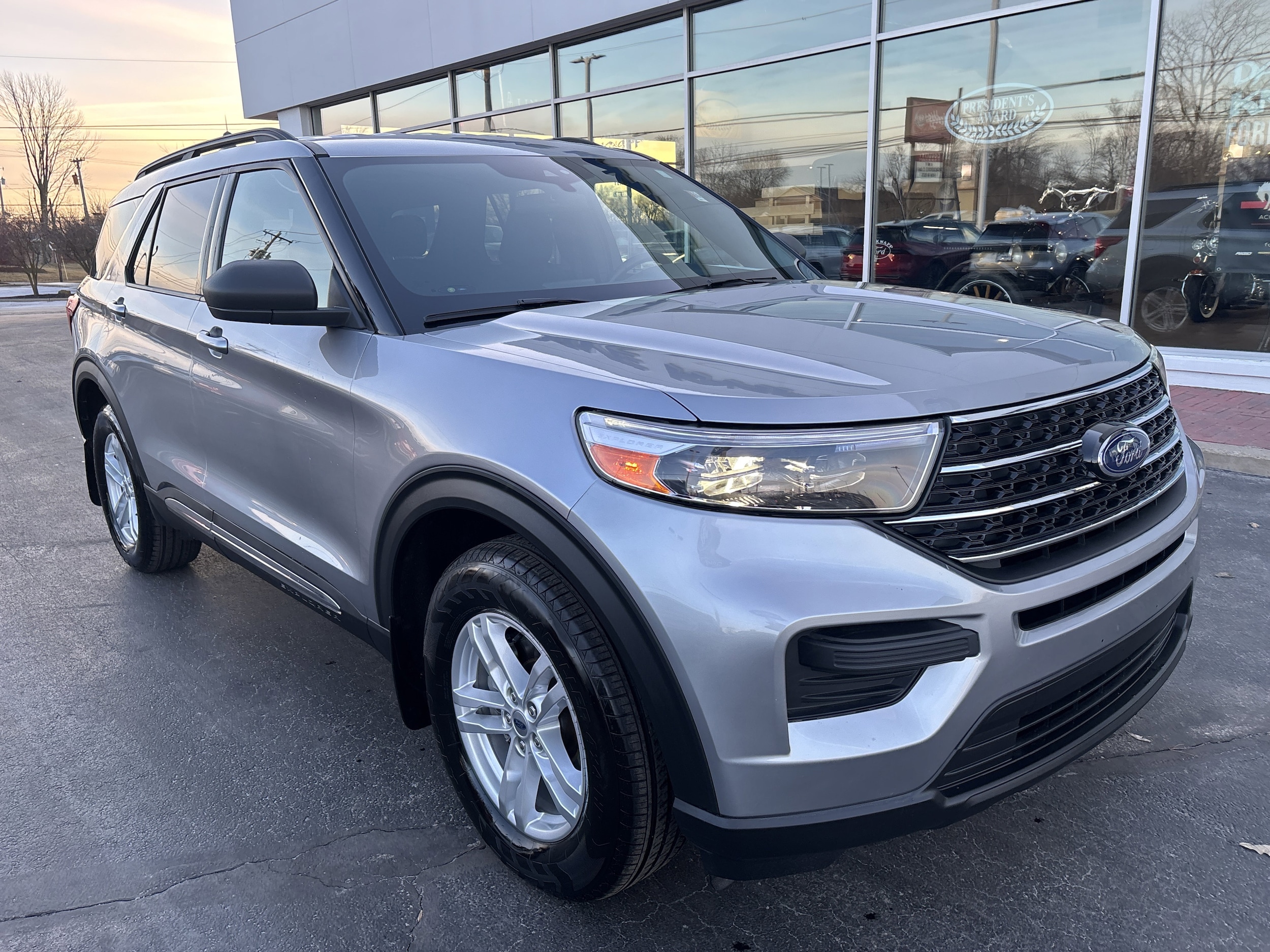 2020 Ford Explorer SUV 