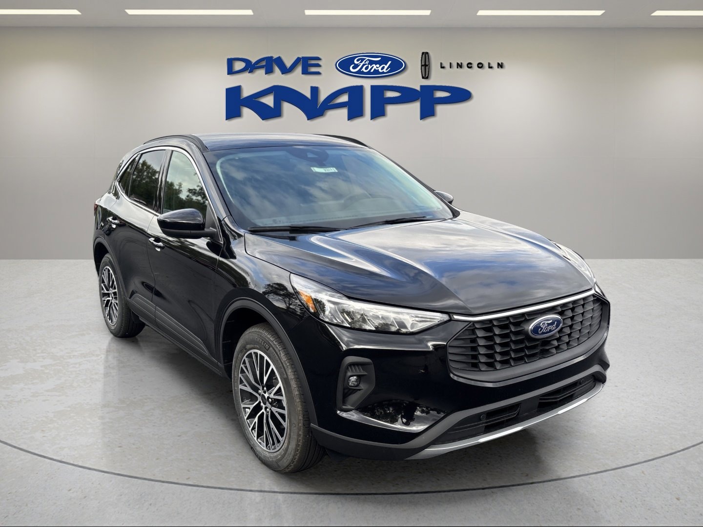 2025 Ford Escape PHEV's photo