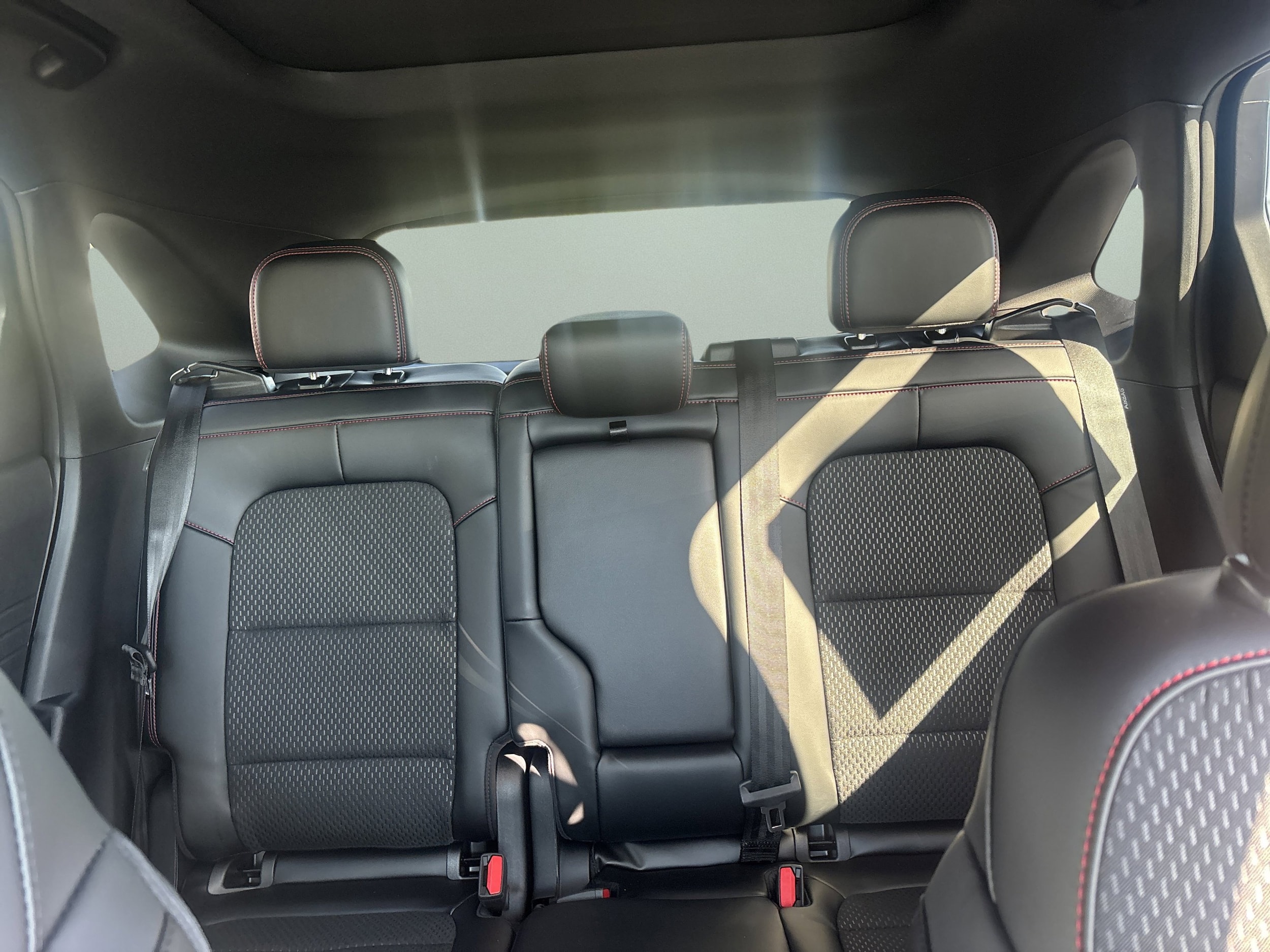 2026 Ford Escape ST-Line - Photo 15