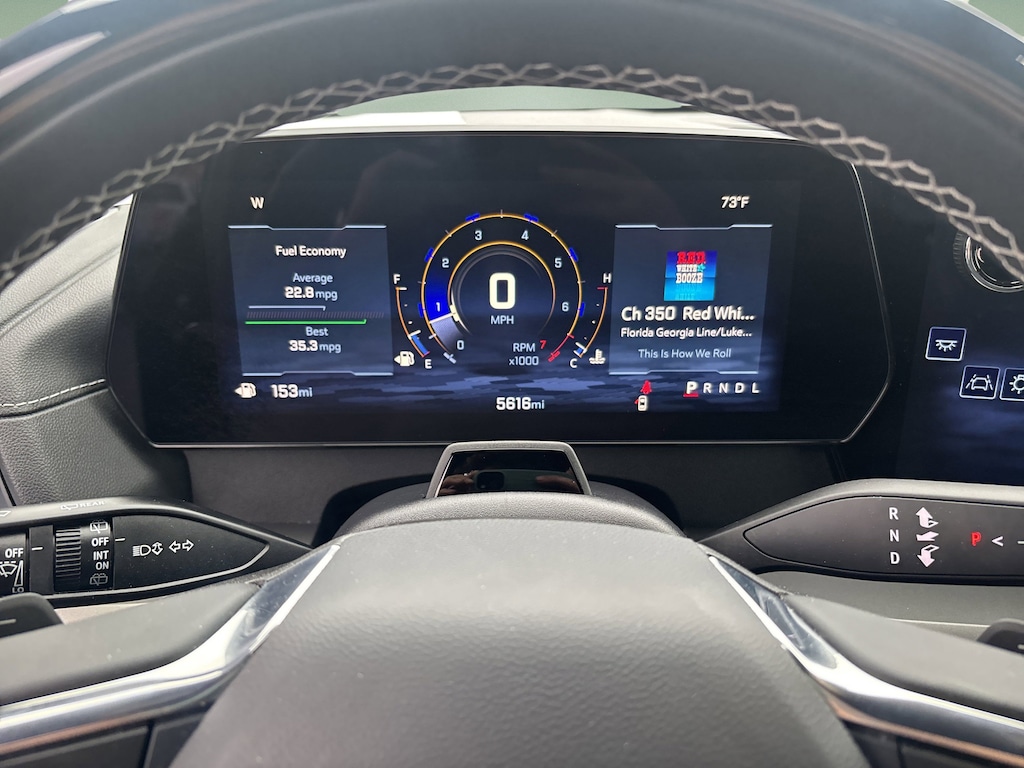 Used 2025 Chevrolet Traverse LT SUV