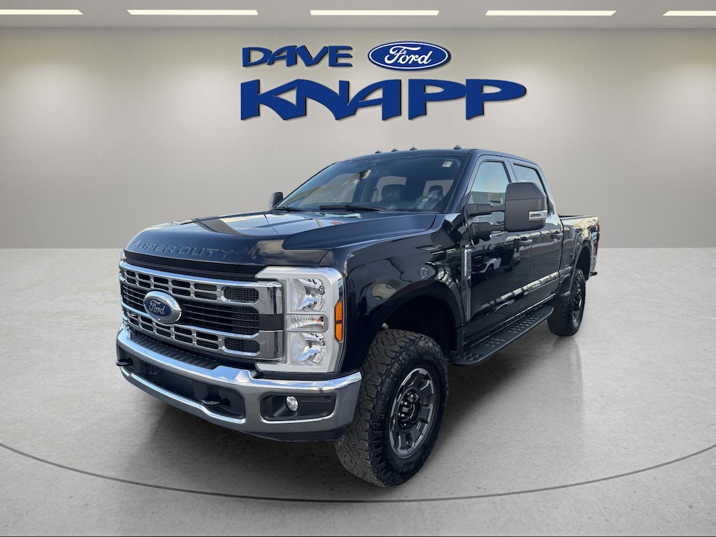 Used 2024 Ford F-250 XLT Truck Crew Cab