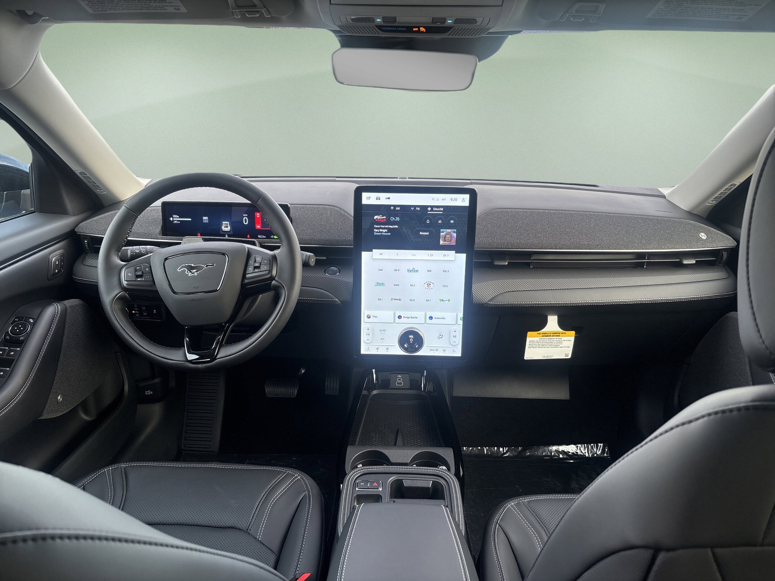 2025 Ford Mustang Mach-E Premium - Photo 10