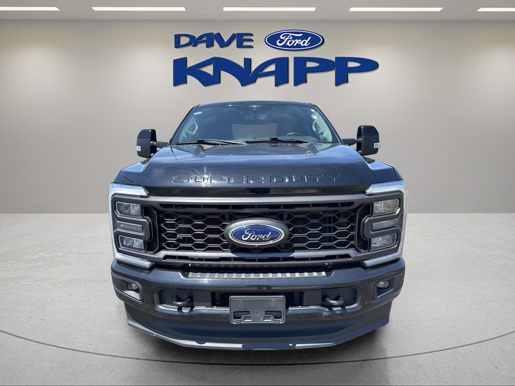 Used 2023 Ford F-250 Lariat Truck Crew Cab