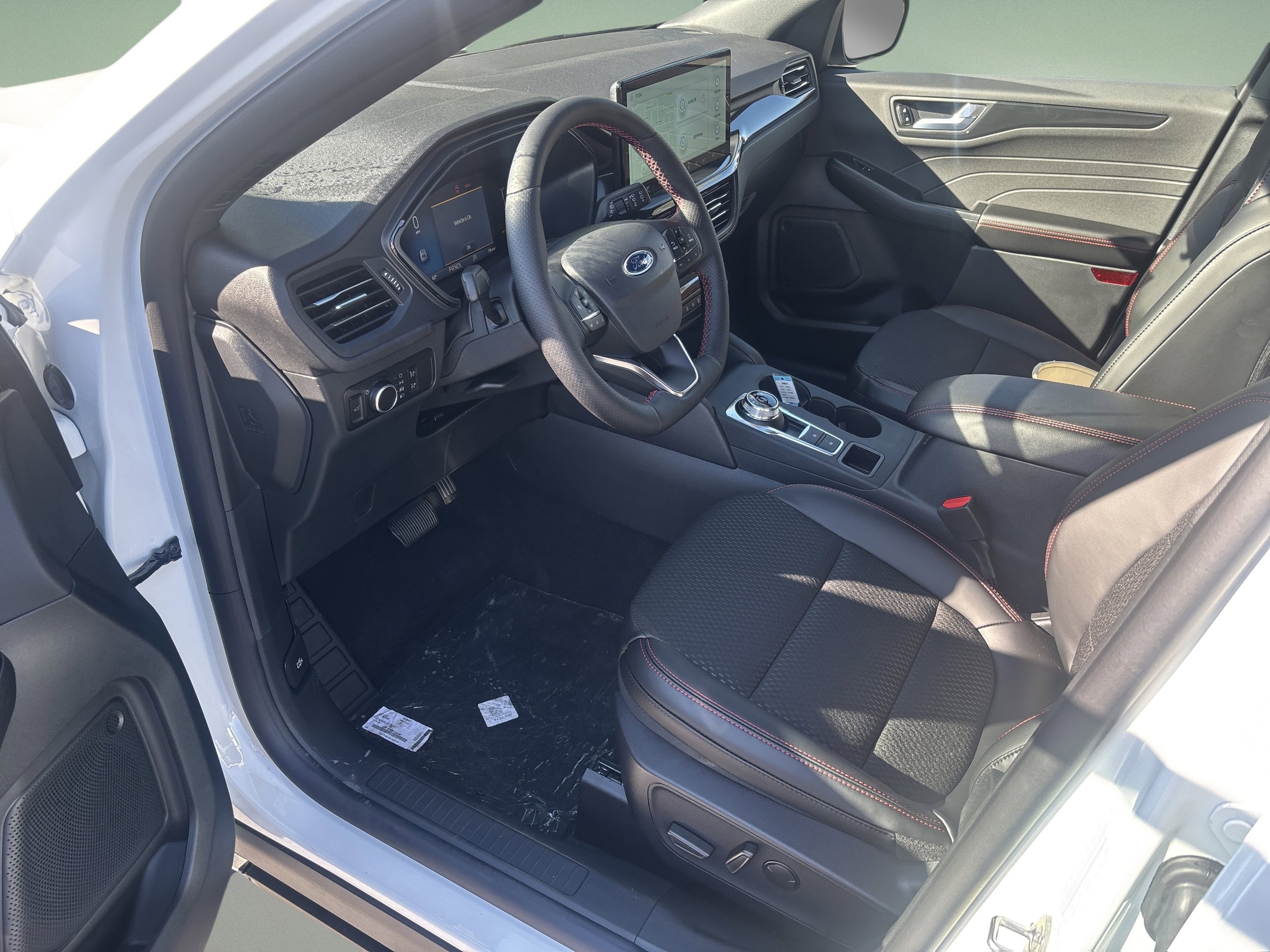 2026 Ford Escape ST-Line - Photo 19