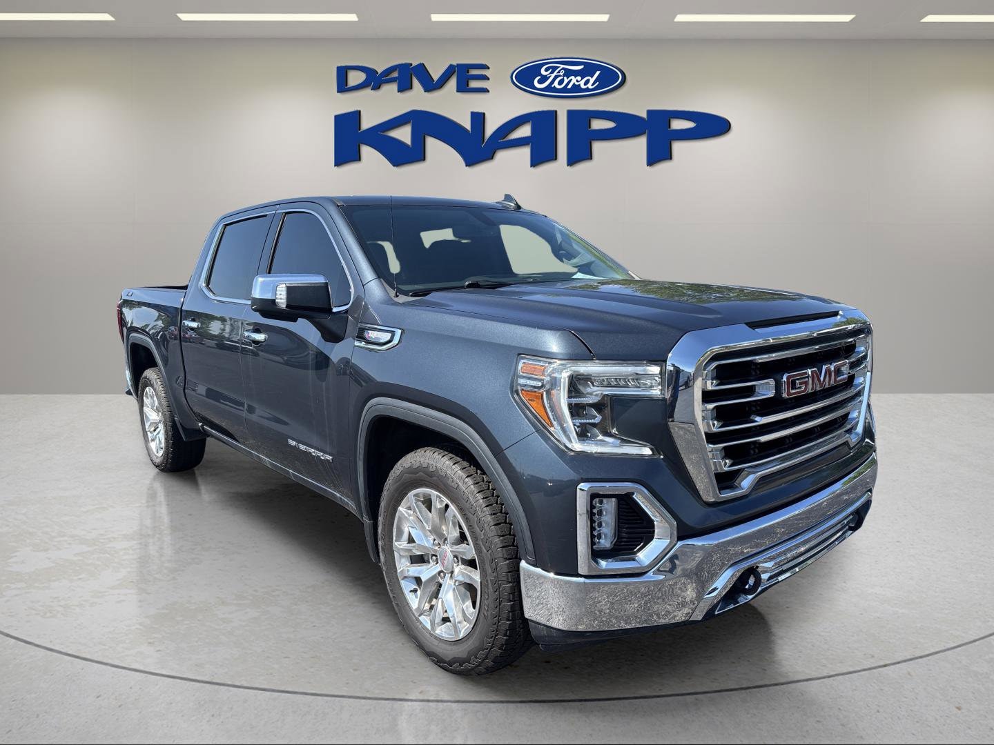 2021 GMC Sierra 4WD Crew Cab Short Box SLT's photo