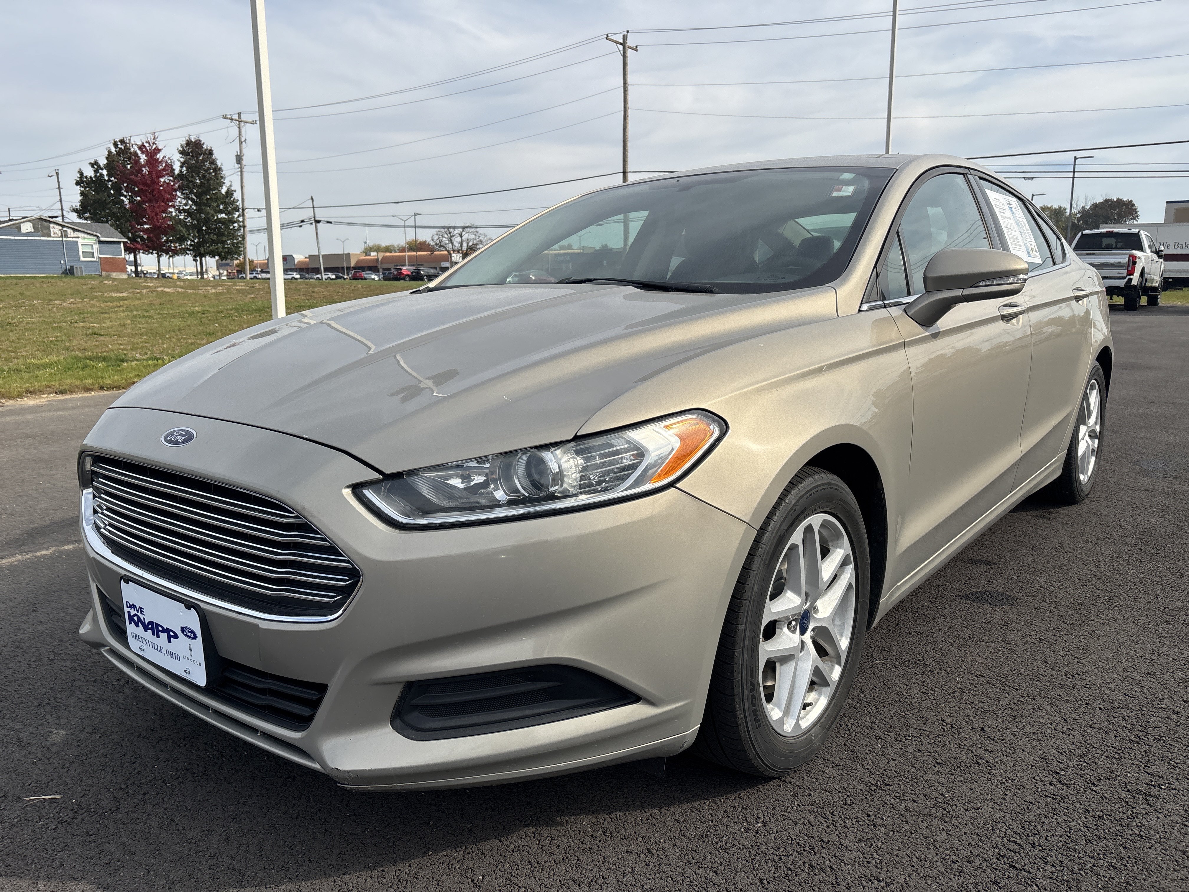 Used 2015 Ford Fusion SE Sedan