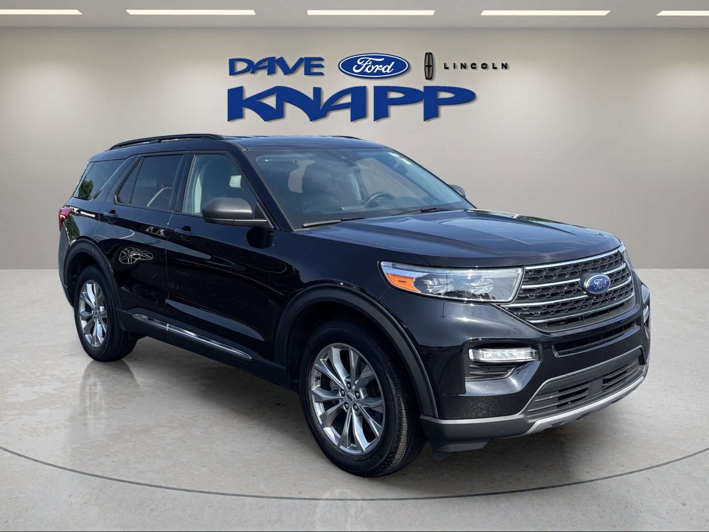 2023 Ford Explorer SUV 