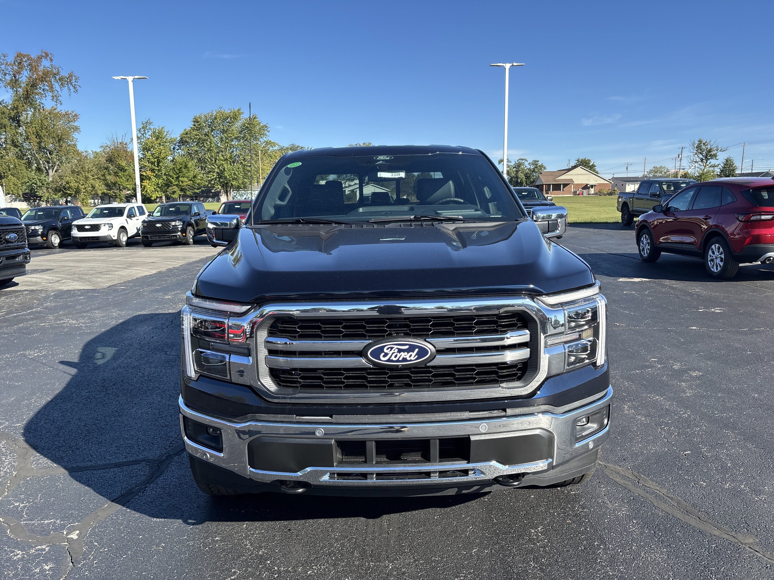 2025 Ford F-150 Lariat photo 2