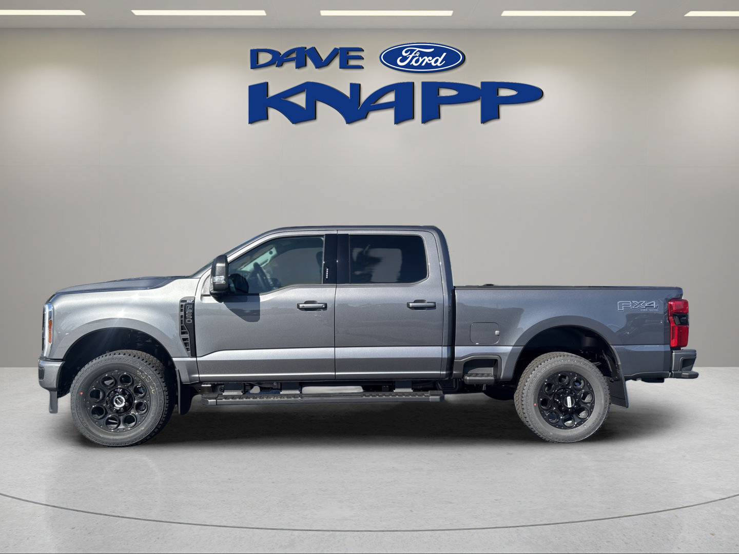 New 2027 Ford F-250 ® XLT Truck Crew Cab