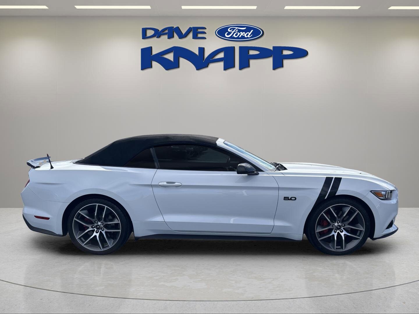 2016 Ford Mustang GT Premium - Photo 12