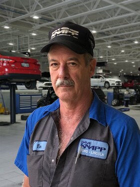 Staff member Tim Miller from ID_89e4f52e53ed