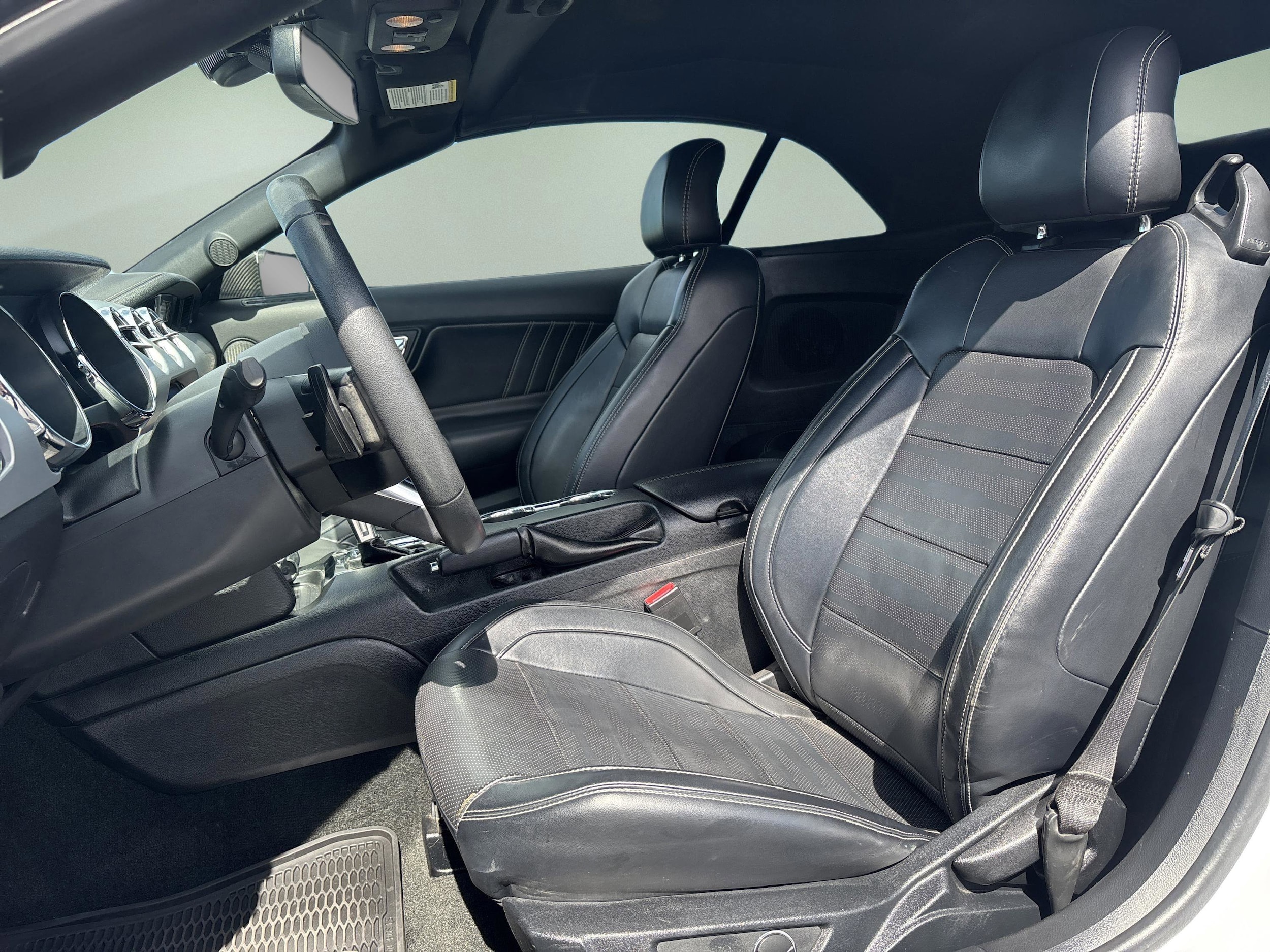 2016 Ford Mustang GT Premium - Photo 24