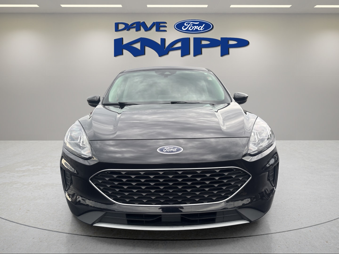 Used 2021 Ford Escape SE with VIN 1FMCU9G60MUB02926 for sale in Greenville, OH