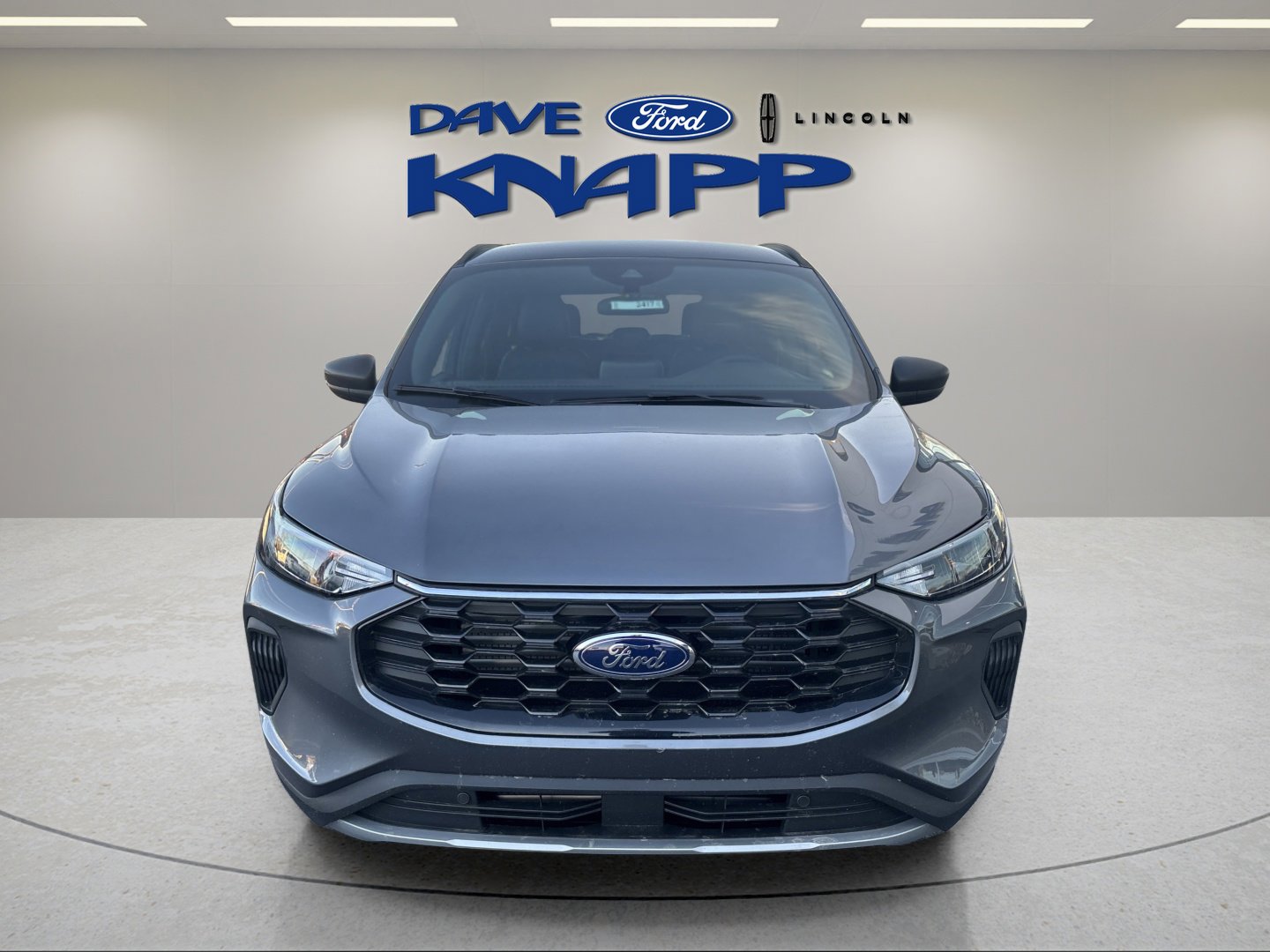 2026 Ford Escape ST-Line photo 2