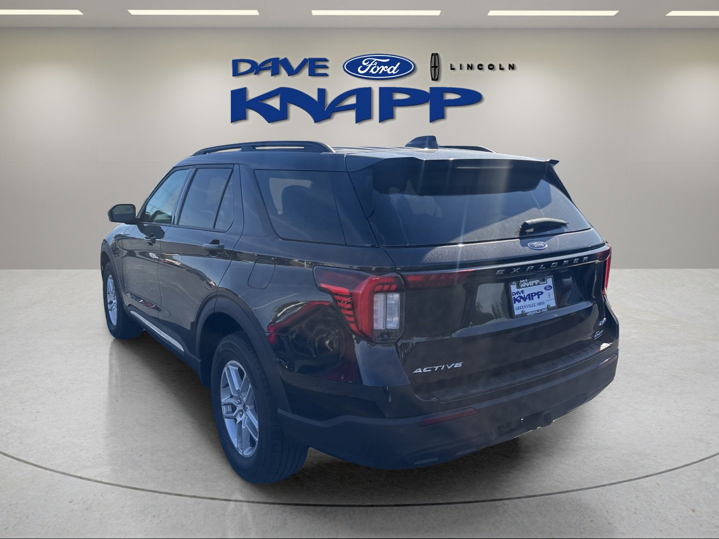 2025 Ford Explorer photo 4
