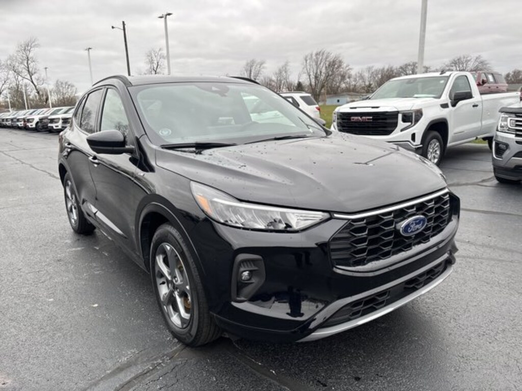 Used 2024 Ford Escape ST-Line Select SUV