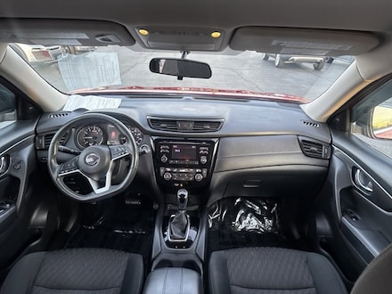 2017 Nissan Rogue SV SUV