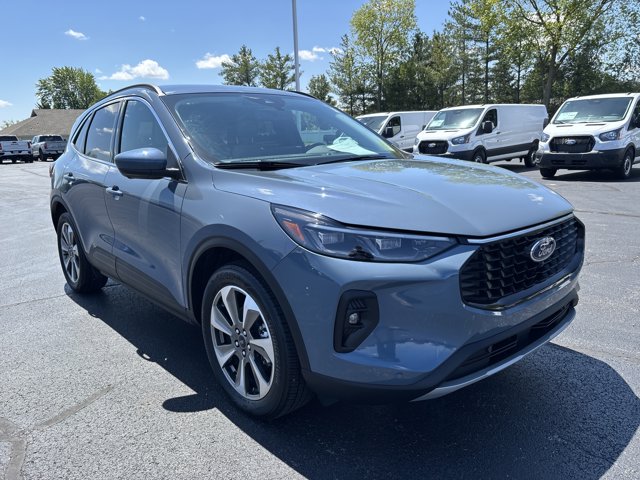 2025 Ford Escape Hybrid