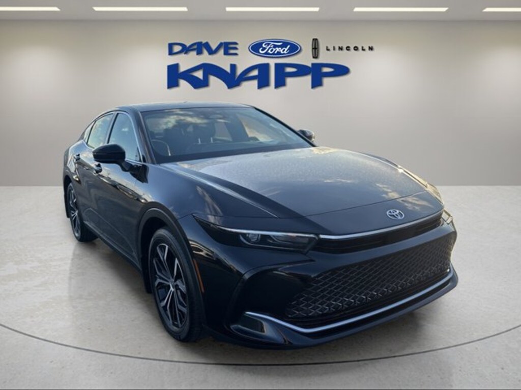 Used 2023 Toyota Crown Sedan