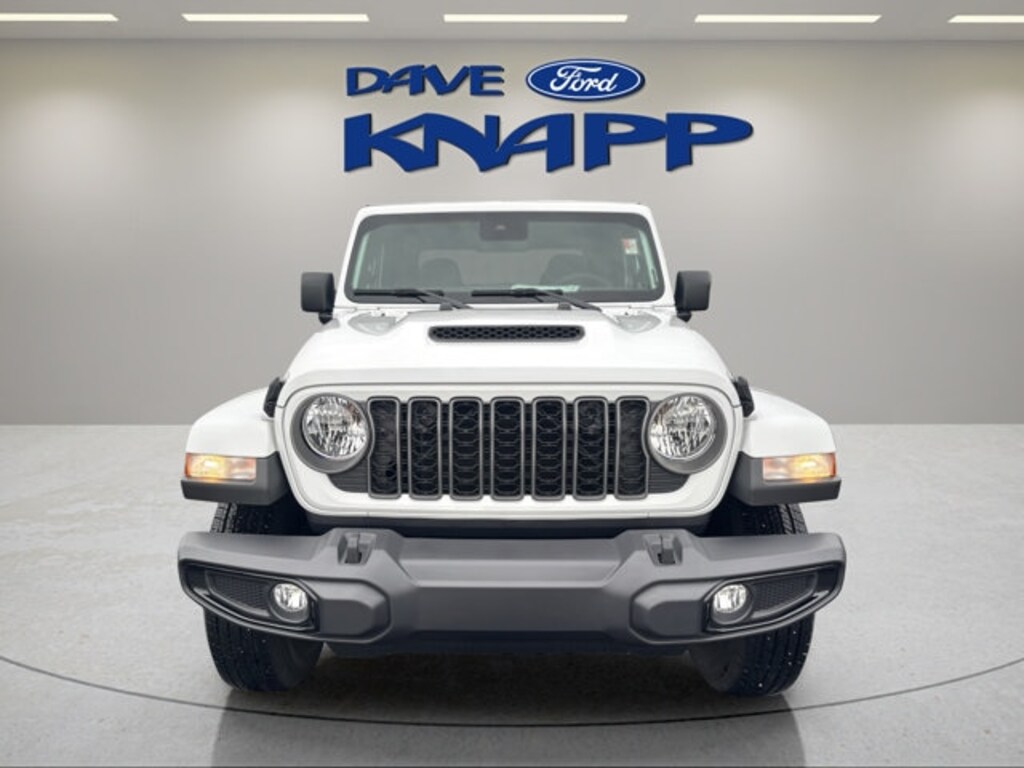 Used 2025 Jeep Gladiator Sport Crew Cab Short Bed Truck