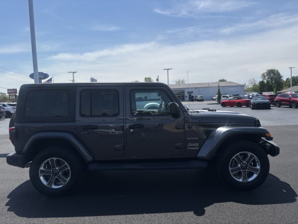 Used 2018 Jeep Wrangler Unlimited Sahara SUV