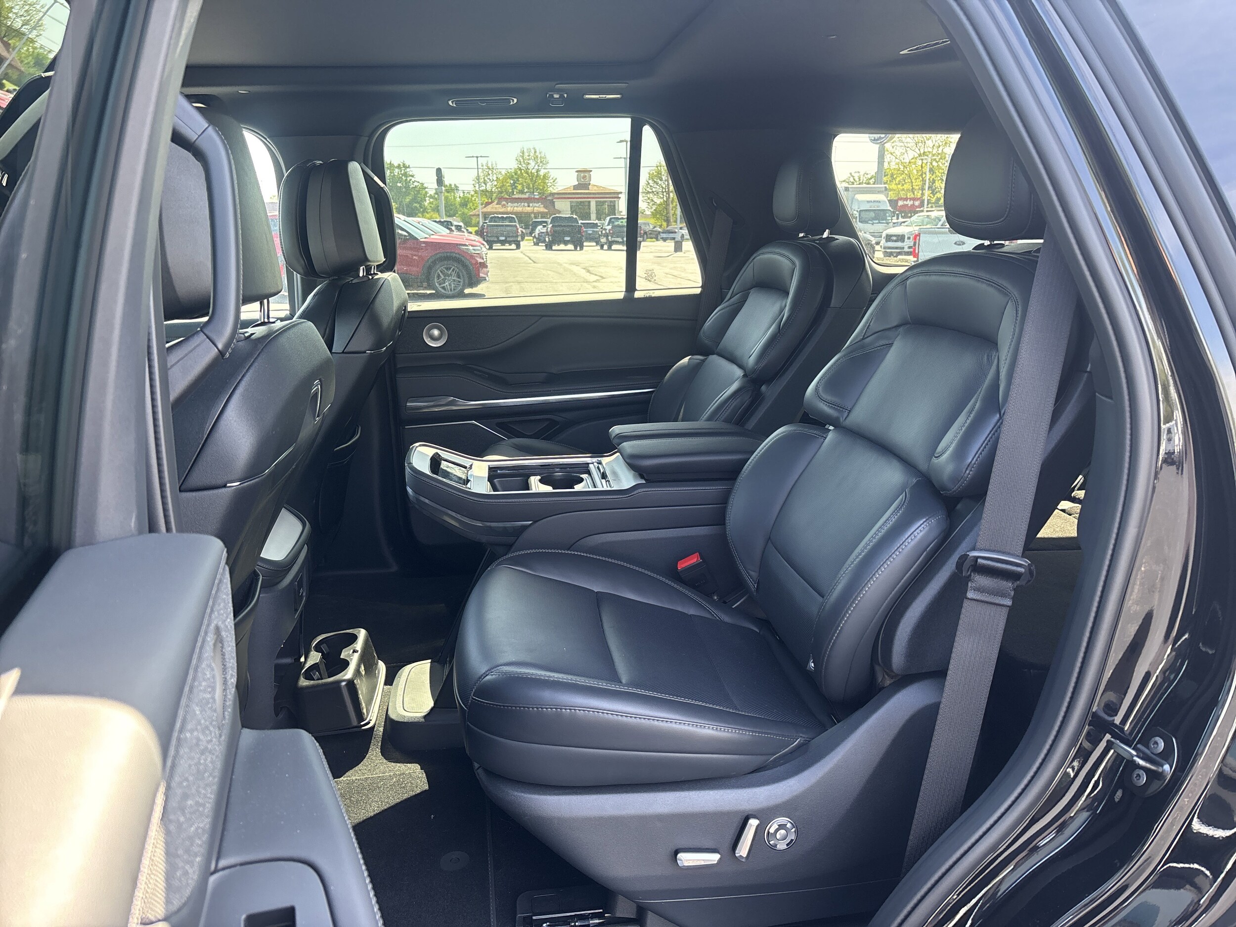 2025 Lincoln Navigator Reserve - Photo 12