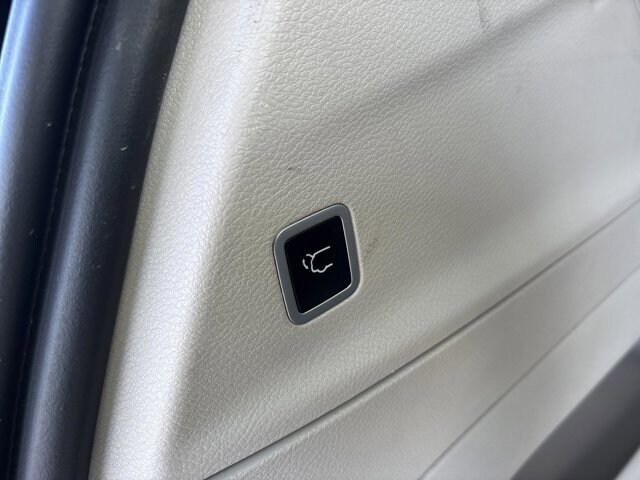 2022 Chrysler Pacifica Touring L - Photo 17
