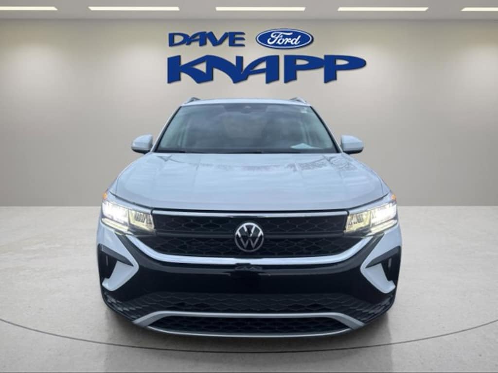 Used 2022 Volkswagen Taos 1.5T SE SUV