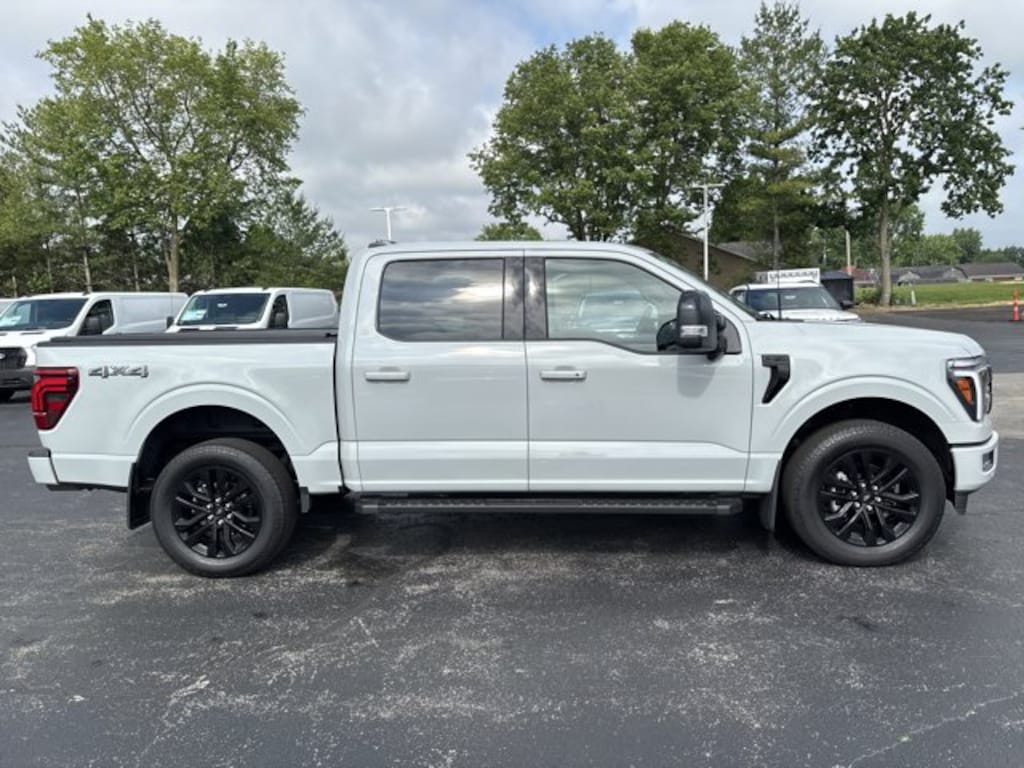 Used 2024 Ford F-150 Lariat Crew Cab
