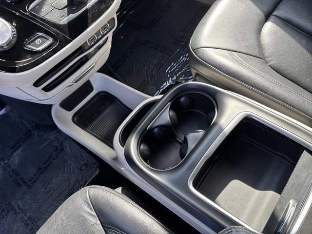 2022 Chrysler Pacifica Touring L - Photo 14
