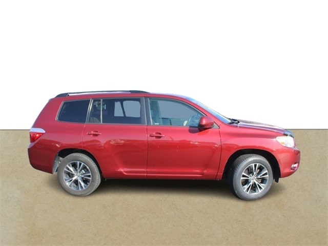 Used 2010 Toyota Highlander Base with VIN 5TDZK3EH2AS012263 for sale in Ballwin, MO