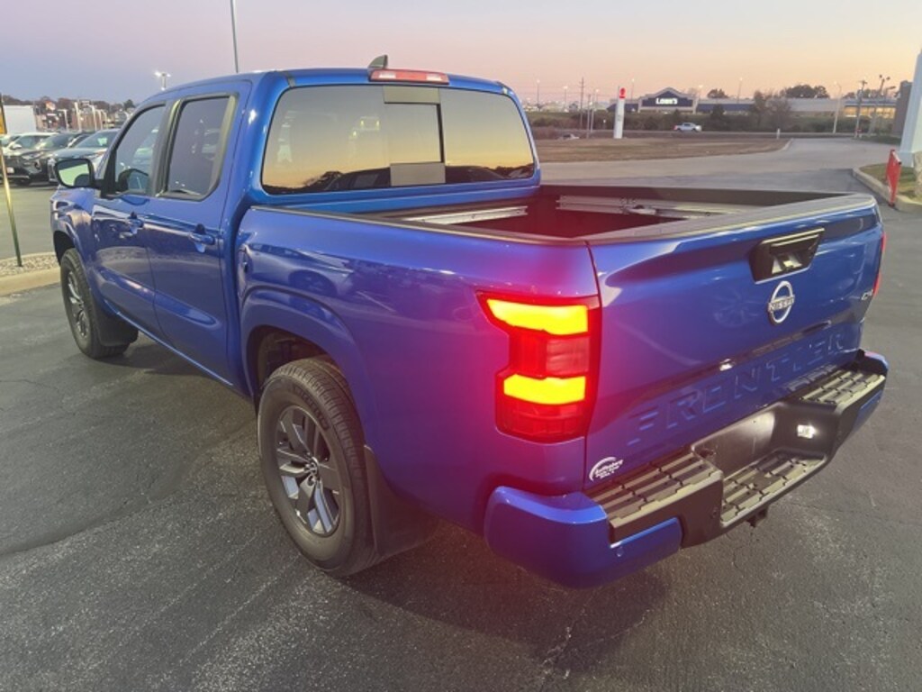 Used 2025 Nissan Frontier SV Truck